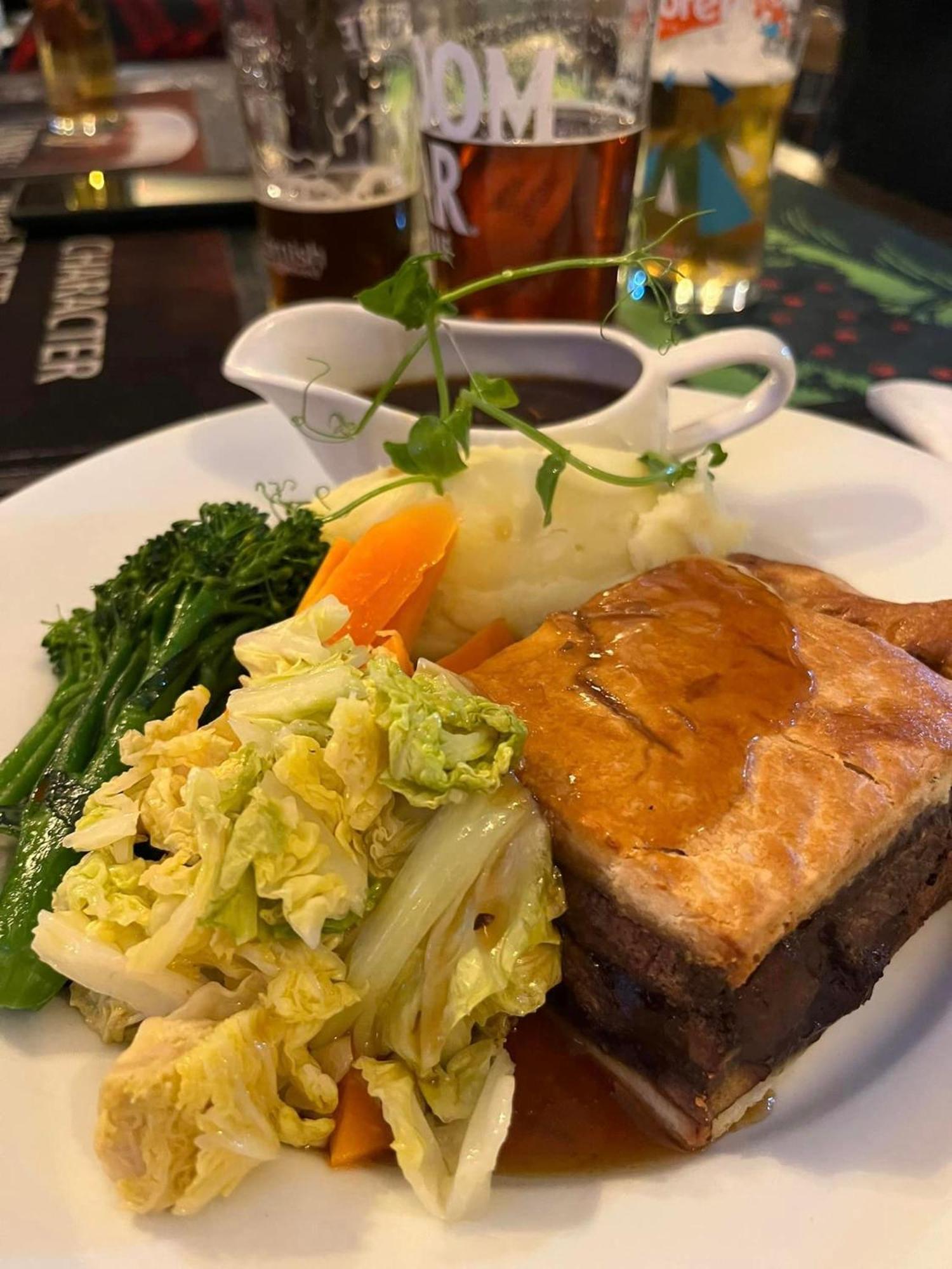 The Kings Arms Inn Stratton  Εξωτερικό φωτογραφία
